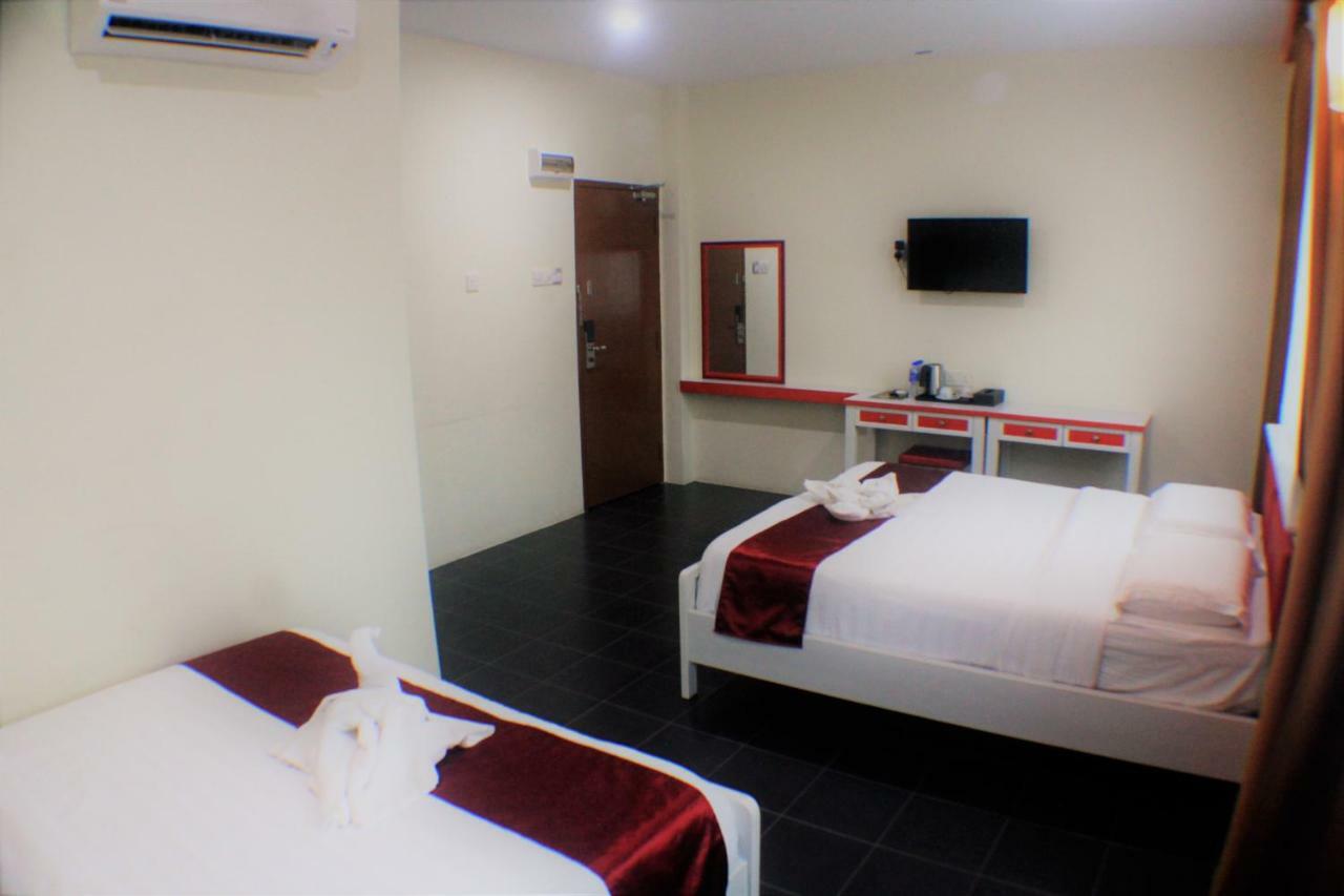 Pz Hotel Kuala Kangsar Esterno foto