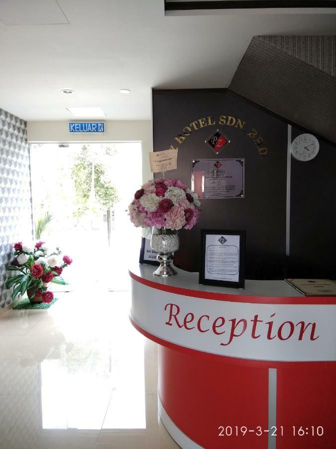 Pz Hotel Kuala Kangsar Esterno foto