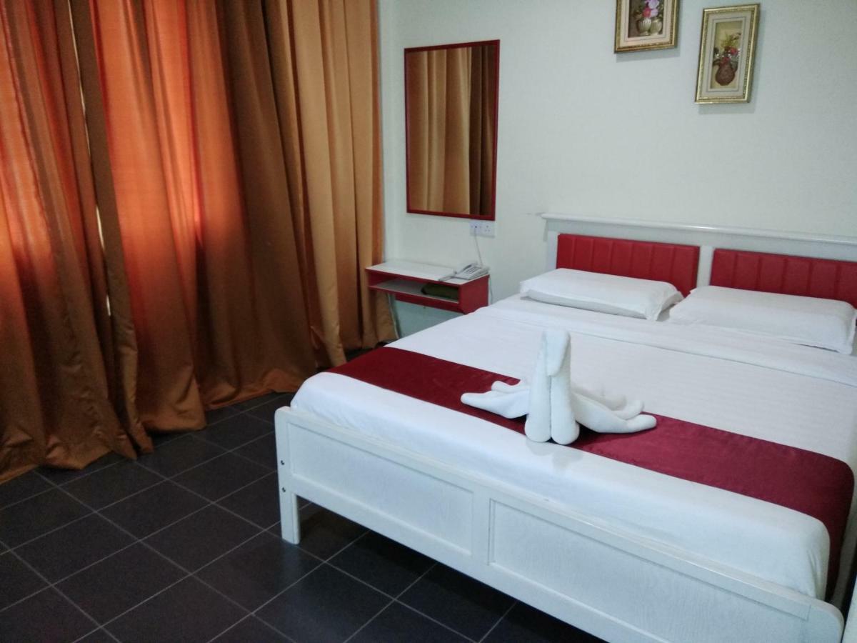 Pz Hotel Kuala Kangsar Esterno foto