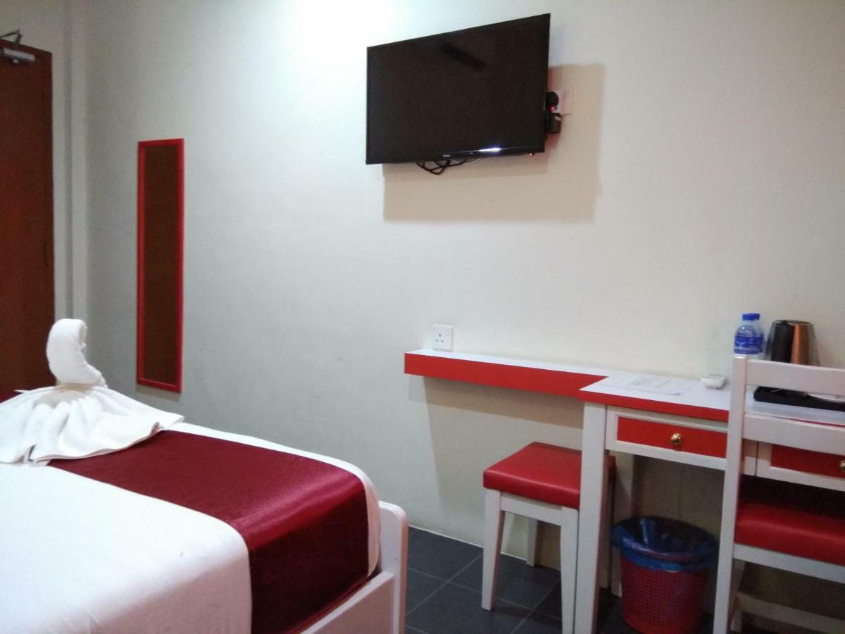 Pz Hotel Kuala Kangsar Esterno foto
